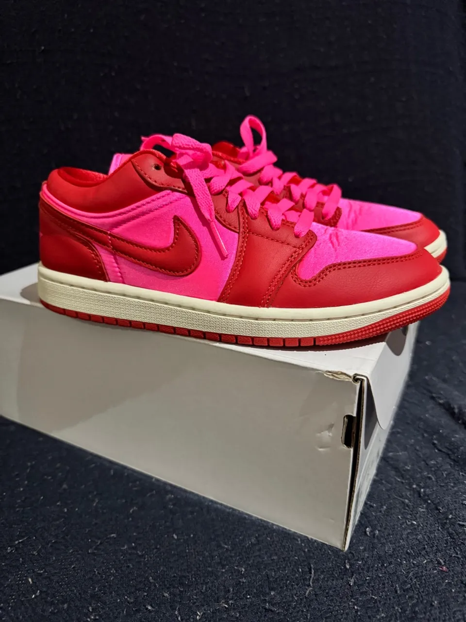 Air Jordan 1 Low - Rosa e Vermelho 36