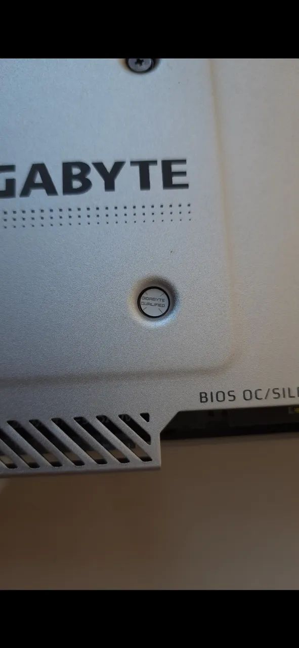 Rtx 4070 aero OC gigabyte  - Foto 4