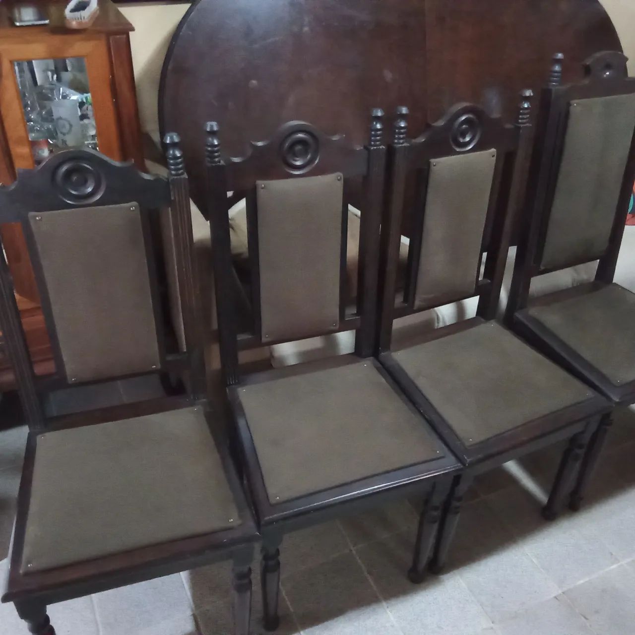 Conjunto com 4 Cadeiras de Jantar Clássicas - Foto 2