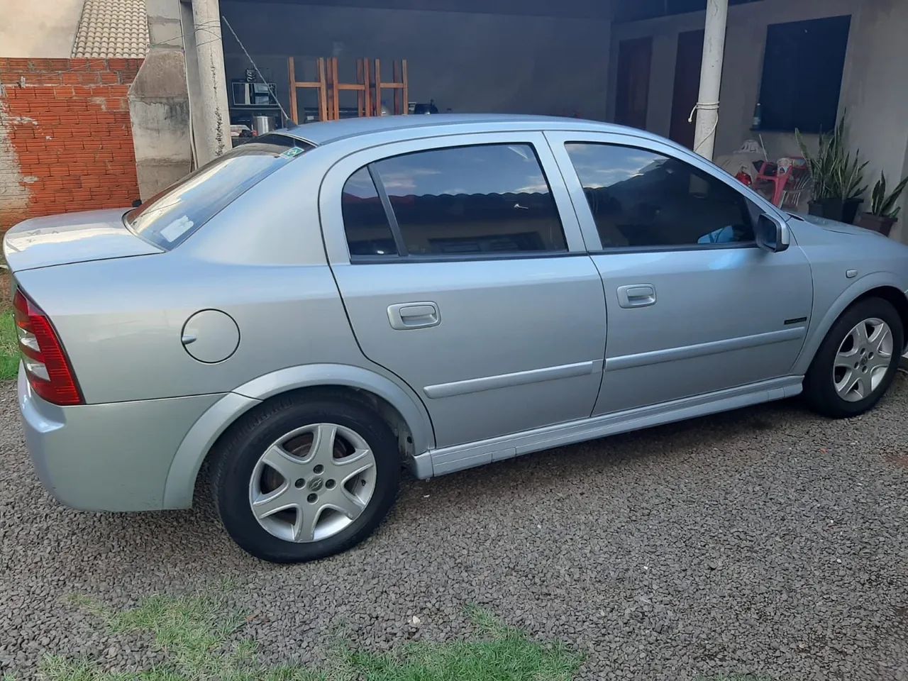 Astra  - Foto 2