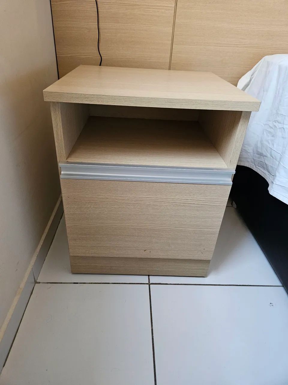 Pair of Nightstands 100% MDF64341727852546121