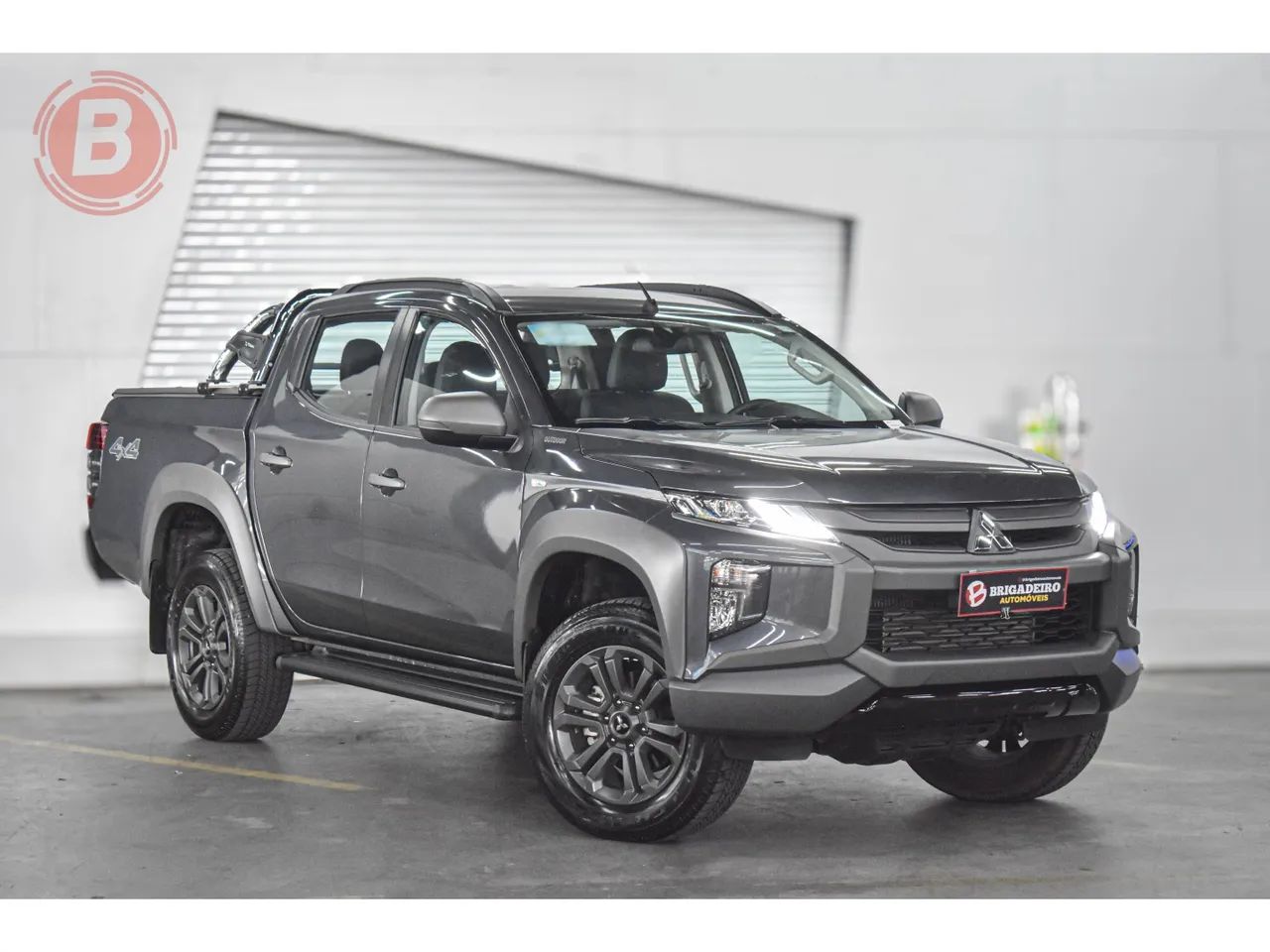 Mitsubishi L200 triton 2025 2.4 16v turbo diesel sport outdoor gls cd 4p 4x4 automático