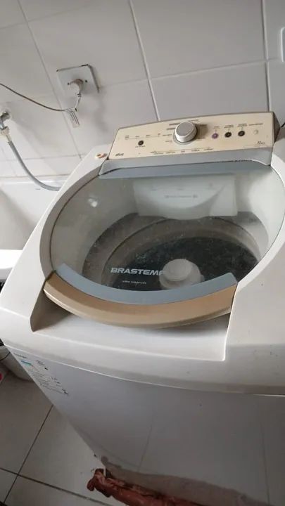 MAQUINA DE LAVAR 