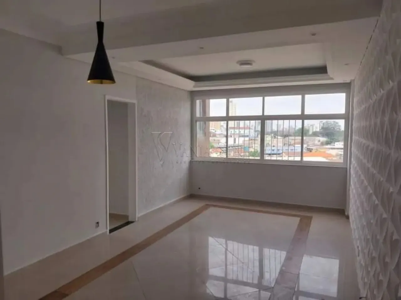 Viva com Conforto: Apartamento à Venda no Ed. Camargo Neves!