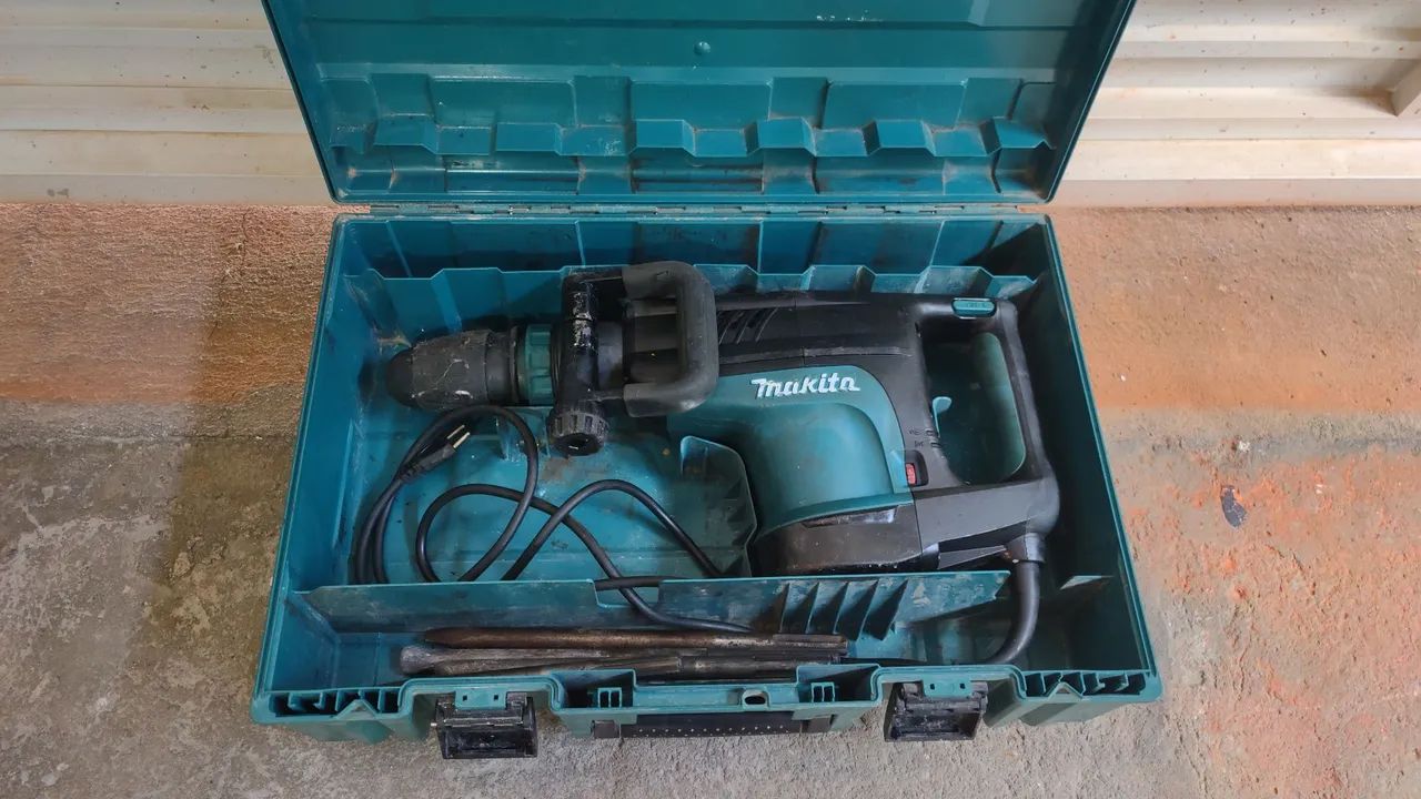 Martelete SDS-Max 1510W 9,2 KG 220V HM1203C Rompedor MAKITA