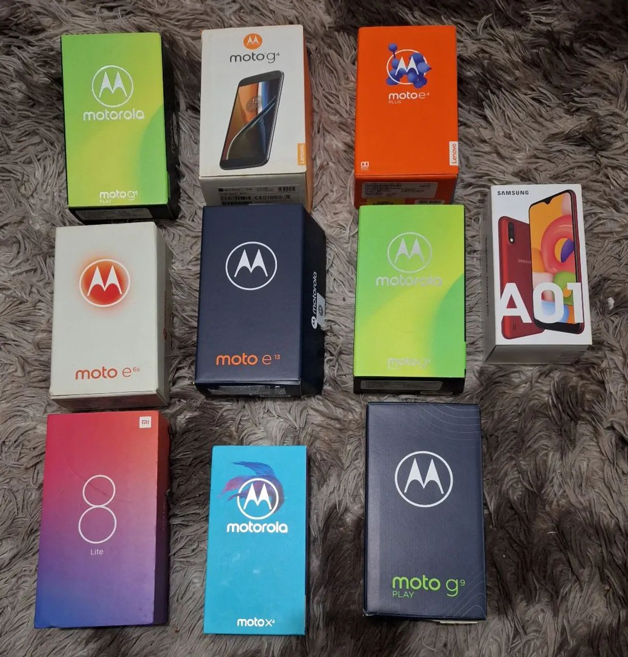Caixas de Celulares Ideal pra vc vender seu Cel. + Rápido.