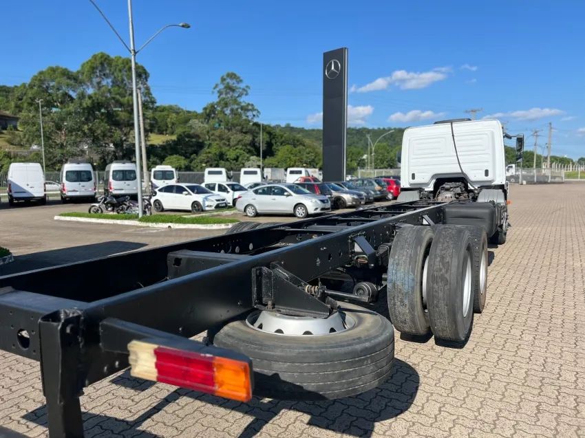 Mercedes-Benz Atego 2426 6x2 | Selectrucks - Foto 15