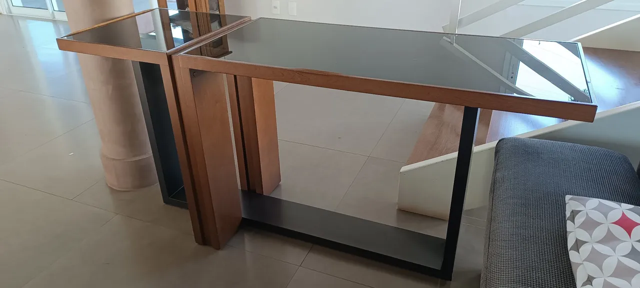 Aparador Design Moderno com Vidro