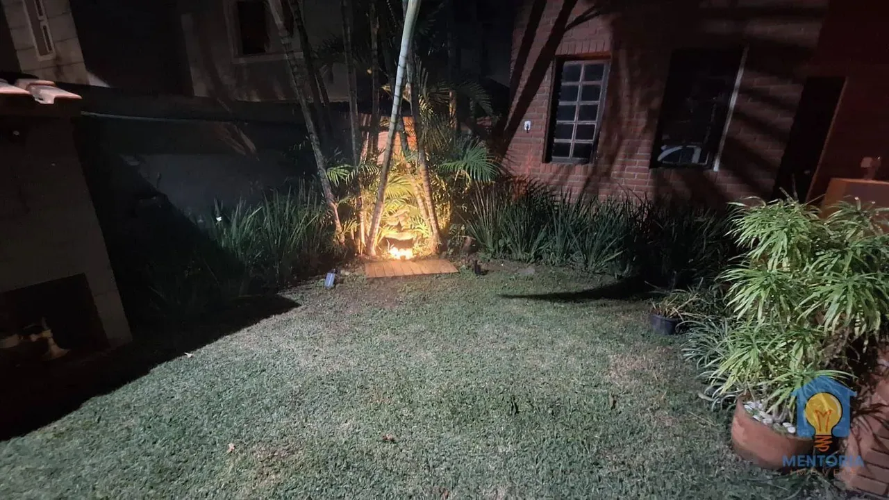 Casa com 3 dormitórios para alugar, 166 m² por R$ 6.000,00/mês - Granja Viana Km 26 - Cot