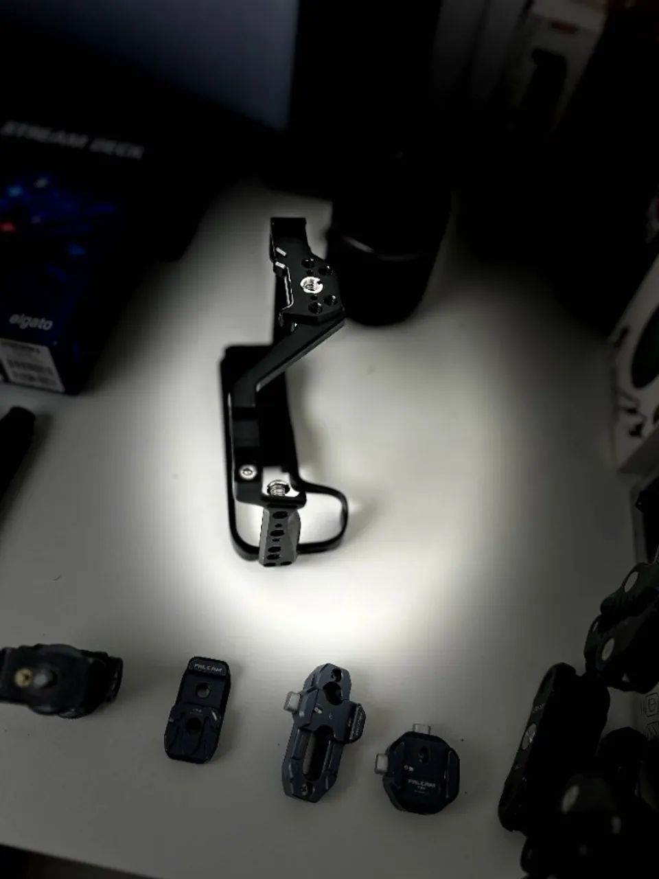 Cage Gaiola Para Canon Eos R8 Proteção Rig Video Foto Top - Foto 5