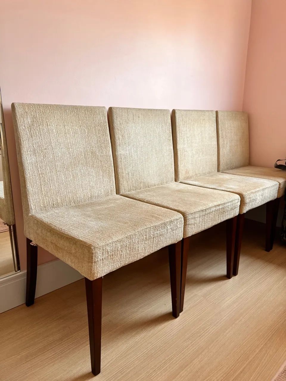 Conjunto (6) Cadeiras de Jantar Herval 