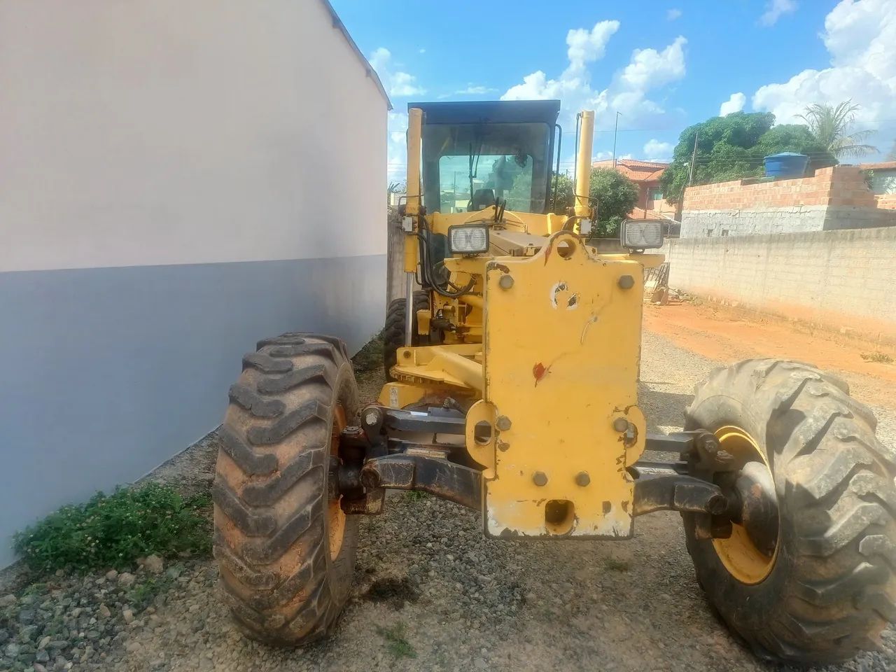 Motoniveladora New holland RG140b