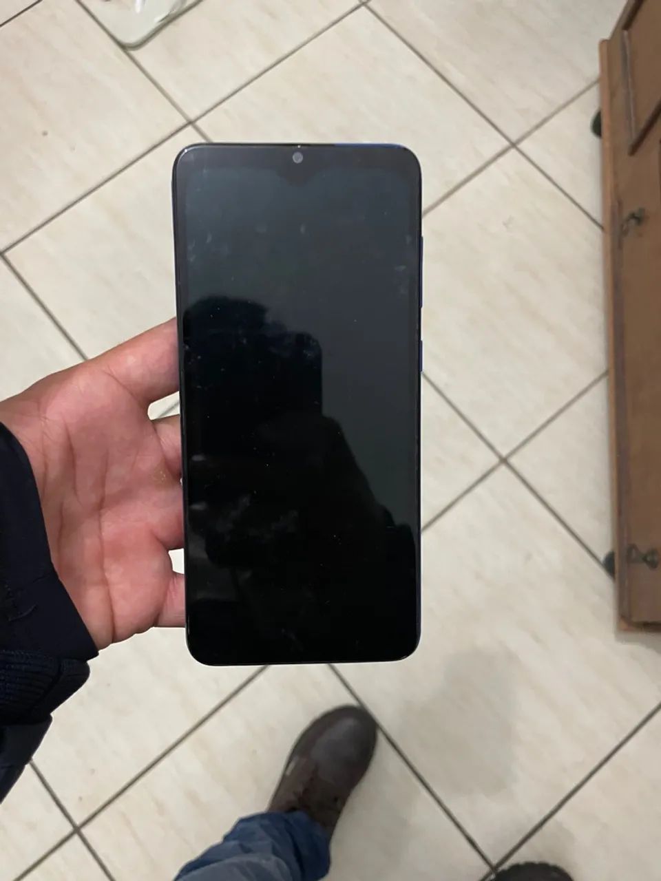 Vende se  Samsung A70  - Foto 2