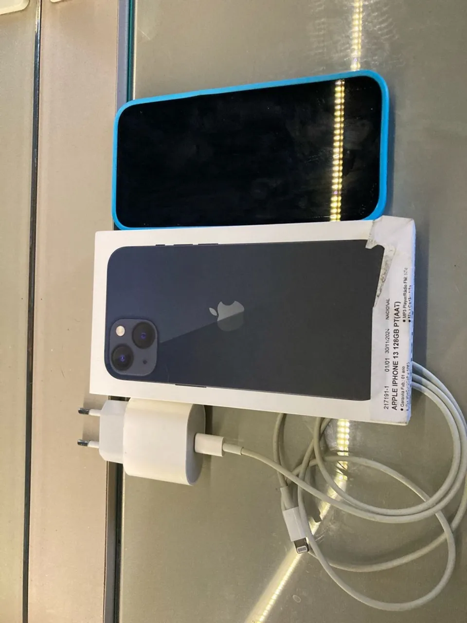 IPHONE 13 64gb