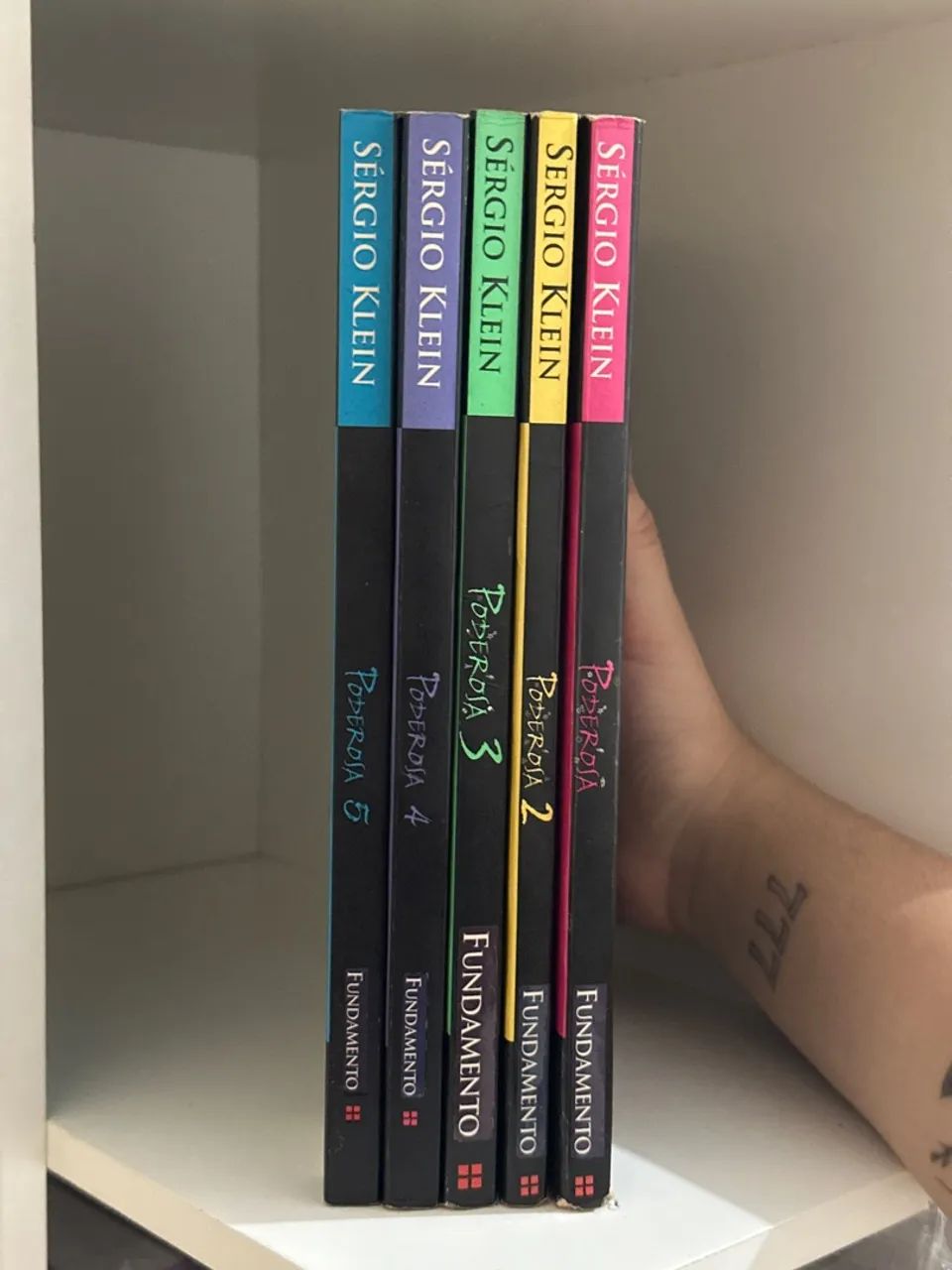 Coleção de 5 livros Poderosa: Diário de uma garota que tinha o mundo na mão - Foto 3