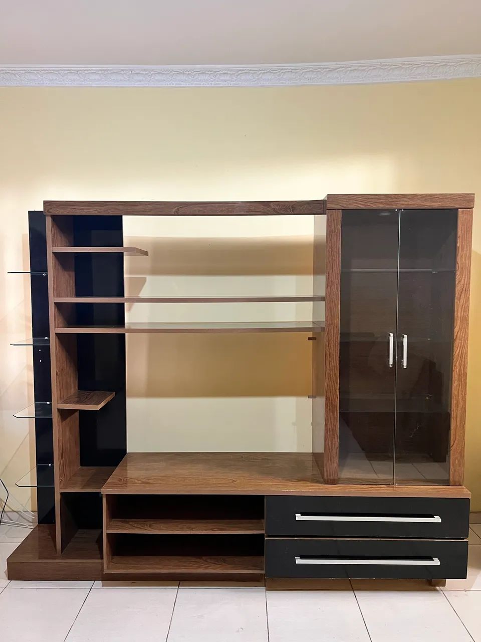 Estante para sala