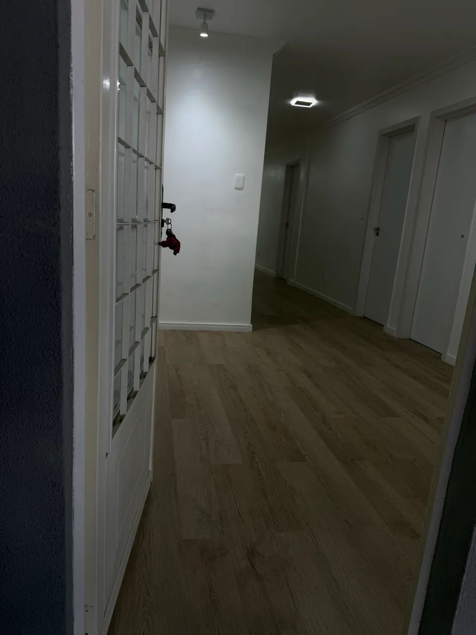 Casa 3 quartos com split e piso vinílico  - Foto 2