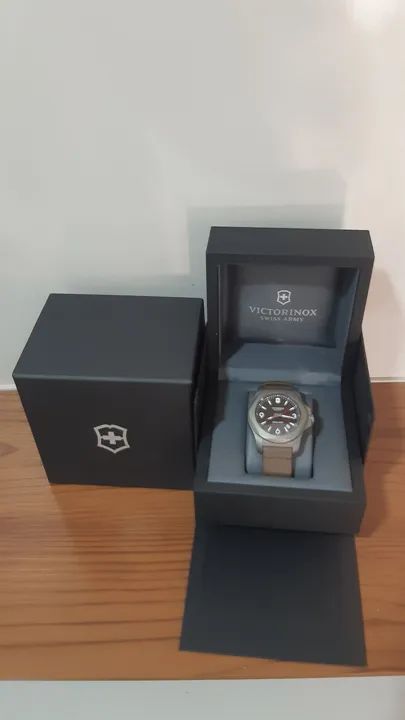 Relógio Victorinox titanium  - Foto 2