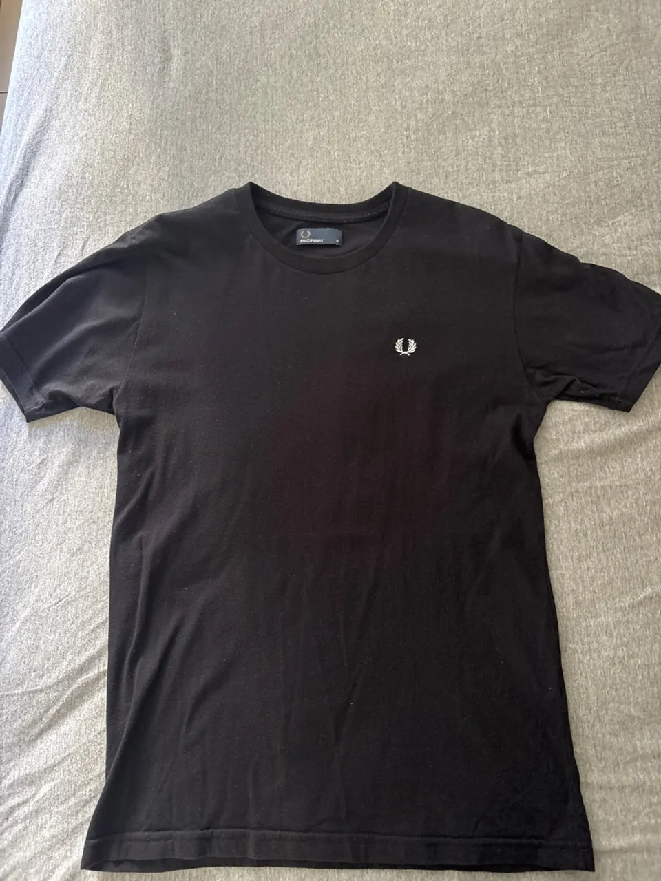 Camiseta Fred Perry Preta Original