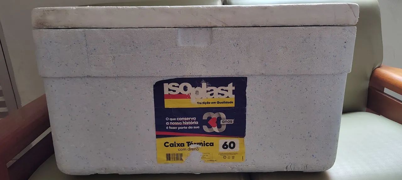 Caixa Térmica Isoplast 60 Litros - Foto 3