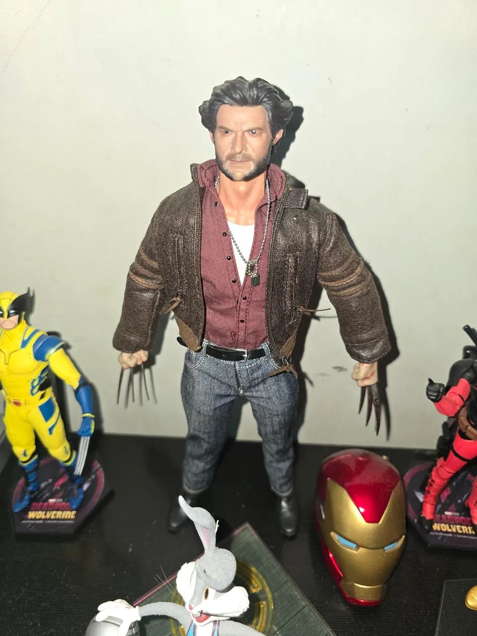 Hot Toys Wolverine - Logan - Foto 4