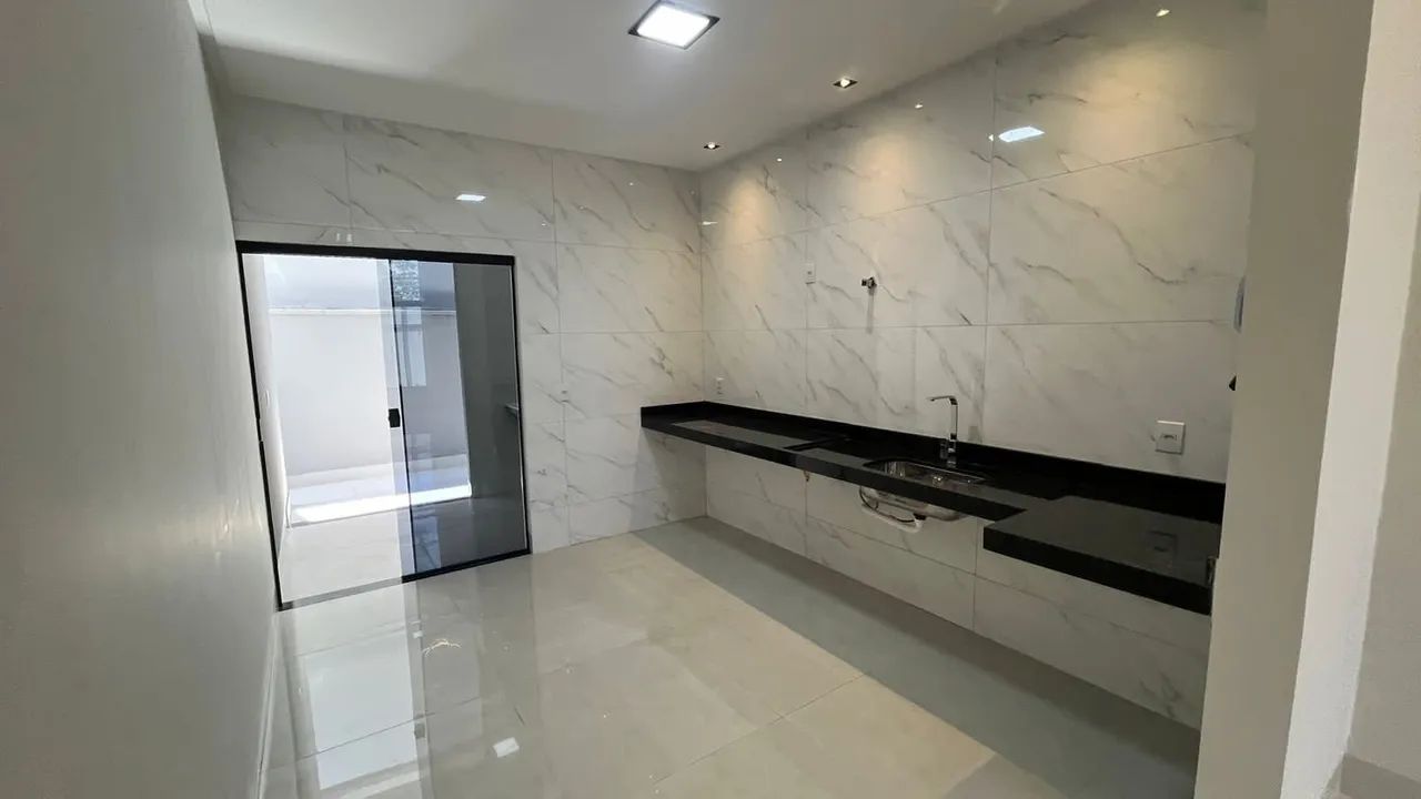 Casa Anapolis com 3 Quartos, terreno maior, financia no Res Tangará - Foto 2
