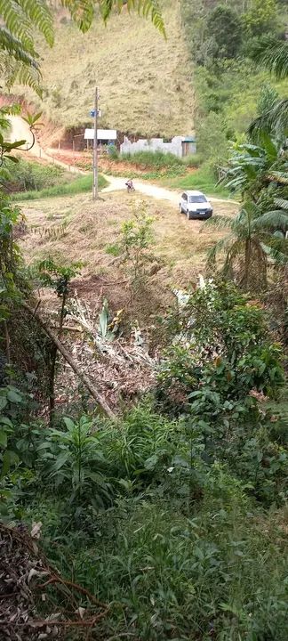 Terreno de 700m² em Lumiar: Oportunidade Única!