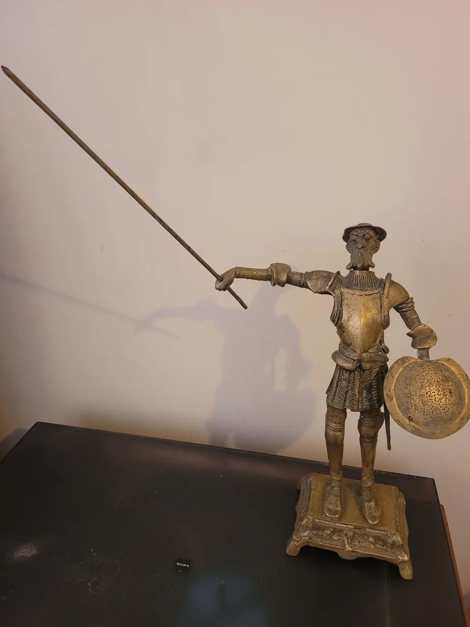 Estátua Antiga de Don Quixote: - Foto 3