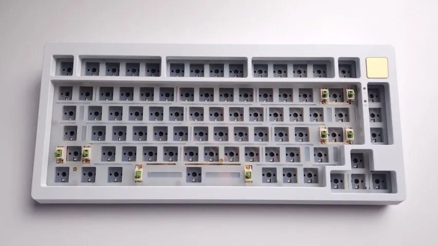 Teclado mecânico Kiiboom Moonshadow (semi custom) - Foto 4