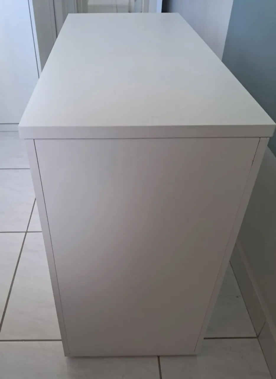 Baú novo em MDF 15mm Branco de 40x74x95cm, só 550,00