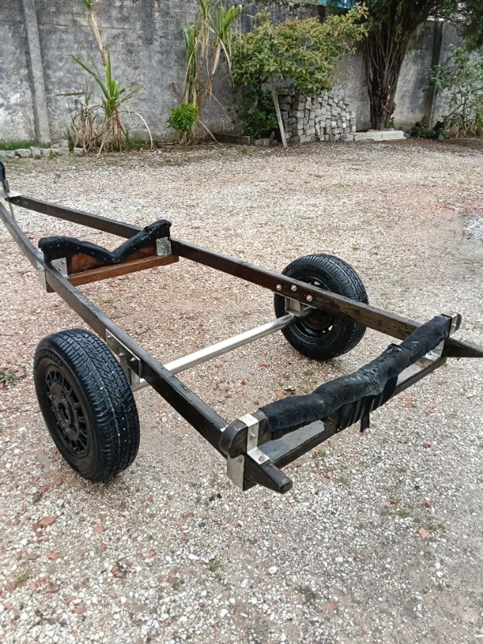 Carretinha de encalhe para barco ou jetski 