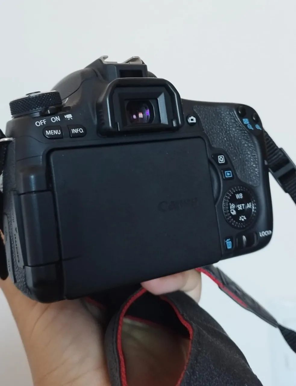 Canon T6s Kit 18-135mm STM - Foto 2