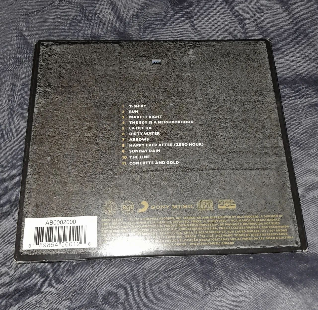 CD foo fighters-  concrete and gold - Foto 3