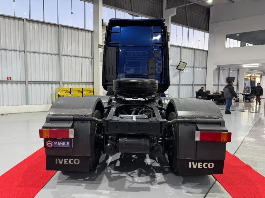 IVECO HIWAY 480 6x4 ANO 20 - Foto 5