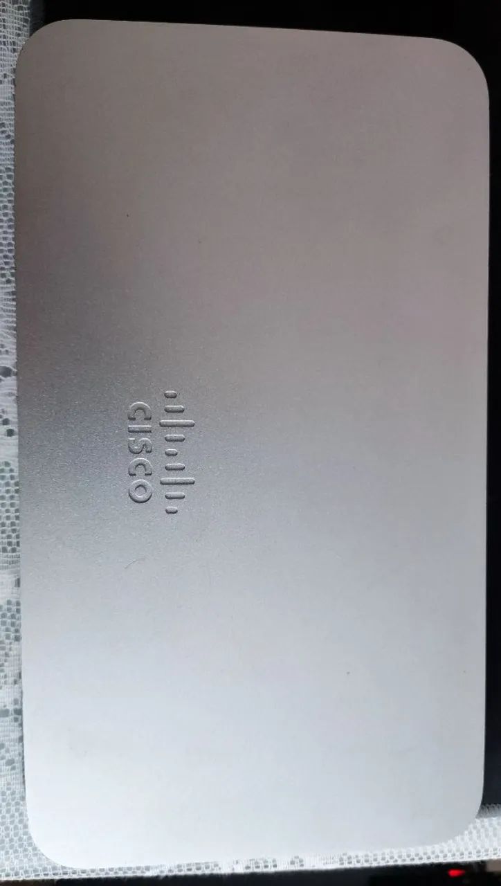 Roteador Cisco Firewall - Meraki MX64.