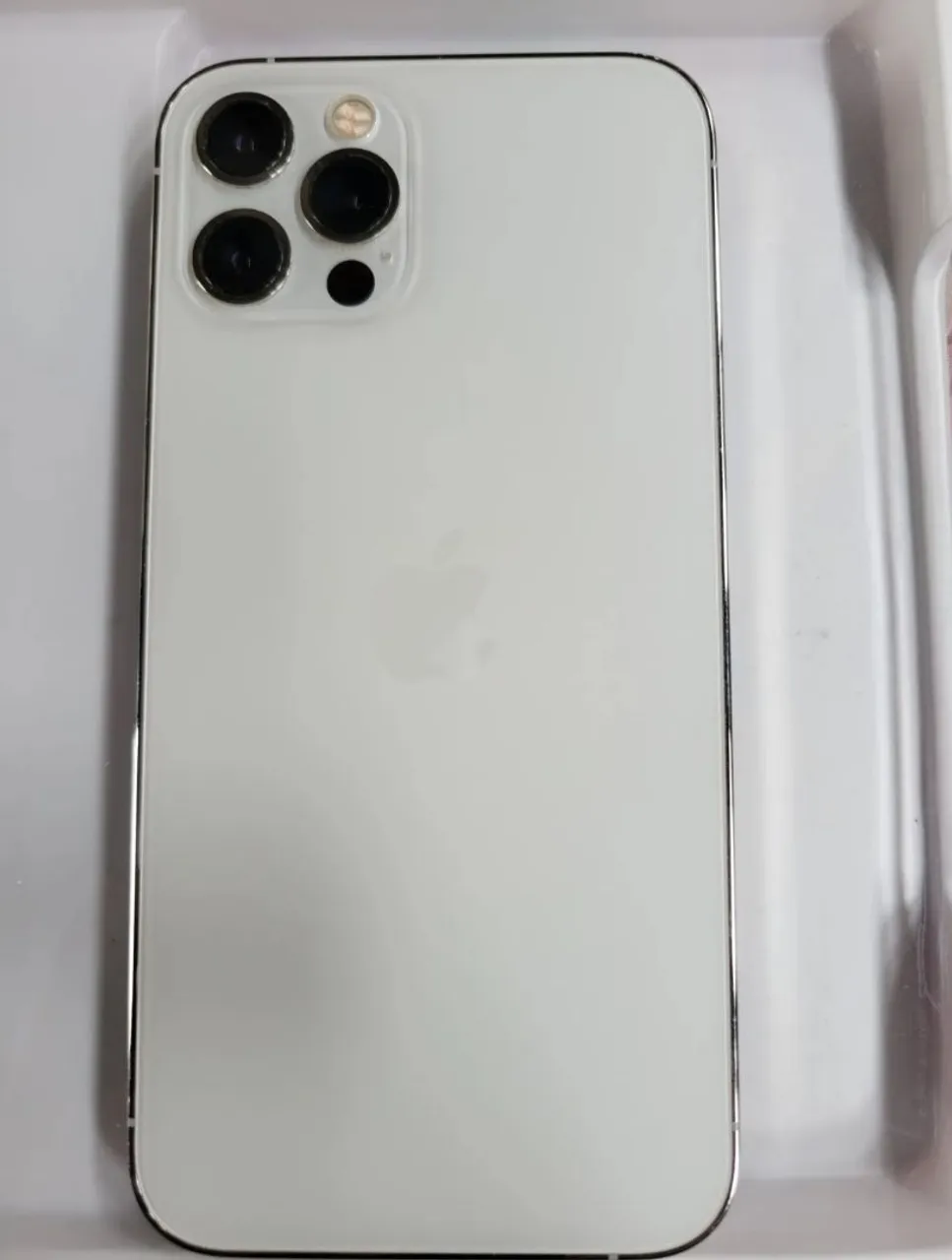 iPhone 12/ 128 g