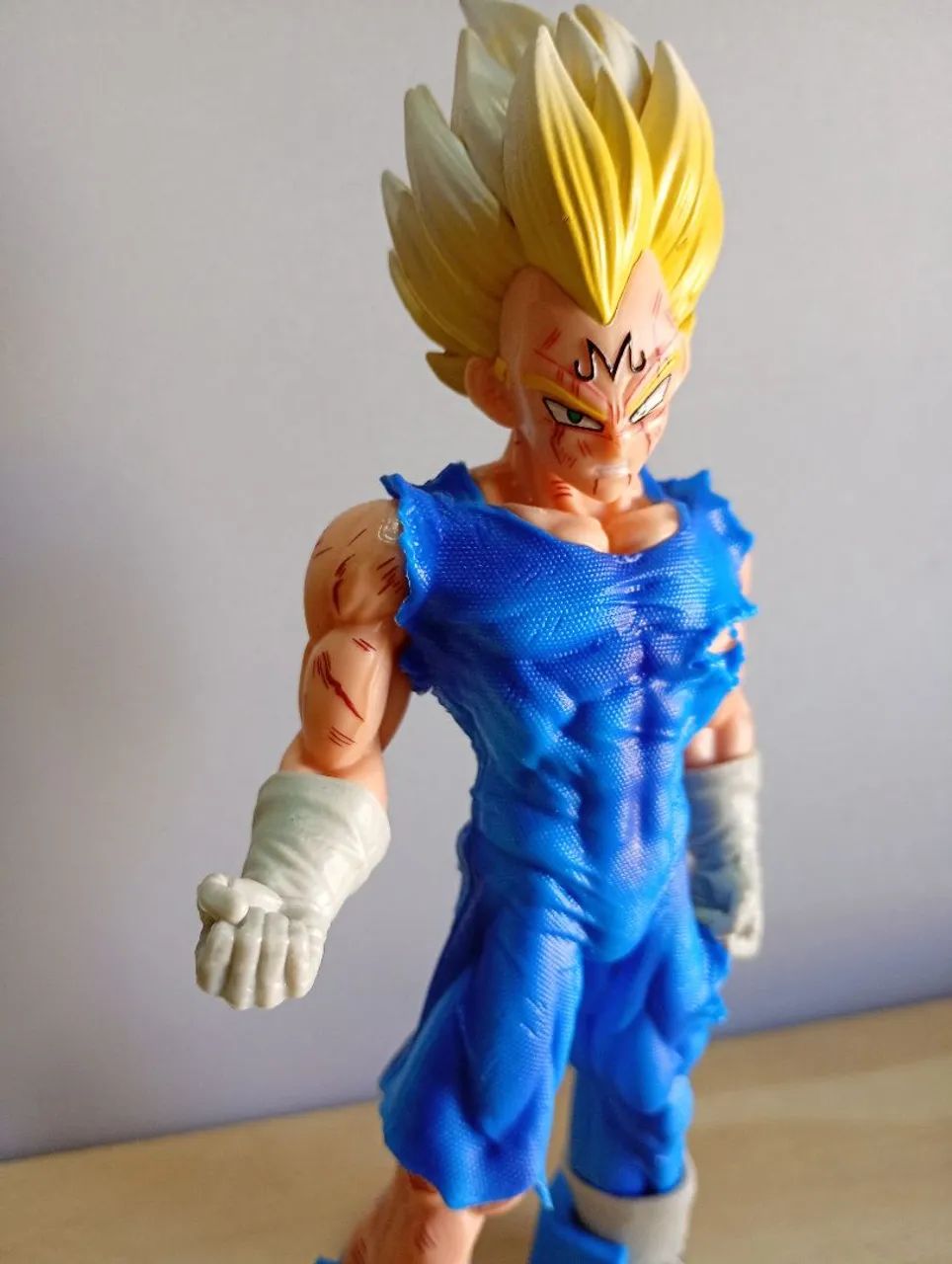 Boneco Vegeta Super Saiyajin Majin - Foto 4