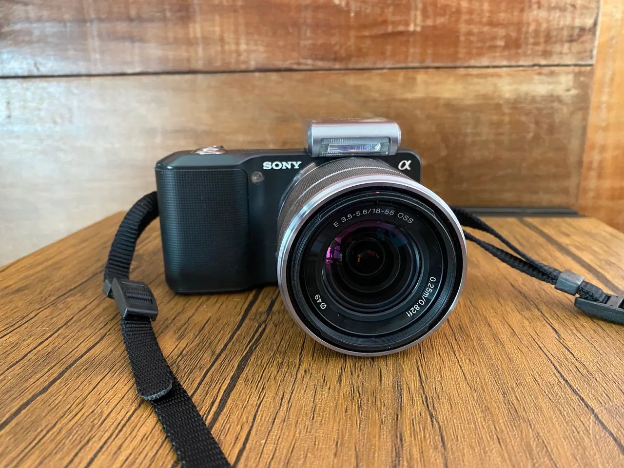 Sony NEX-3 + Lente 18-55mm OSS | Compacta e prática