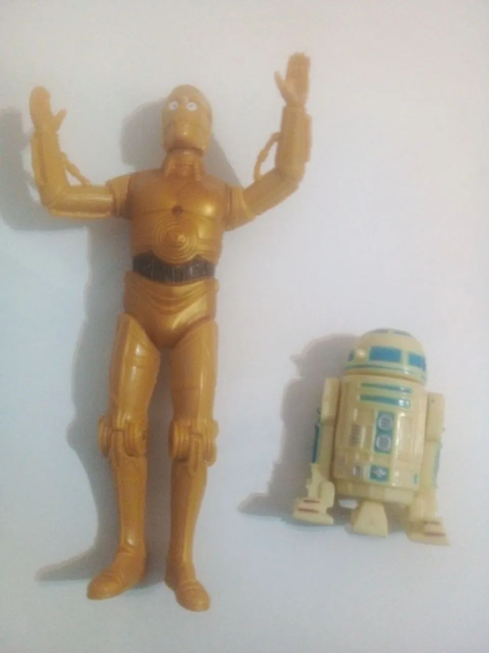 Dois bonecos articulados Star Wars, C-3PO e R2-D2 - Foto 5