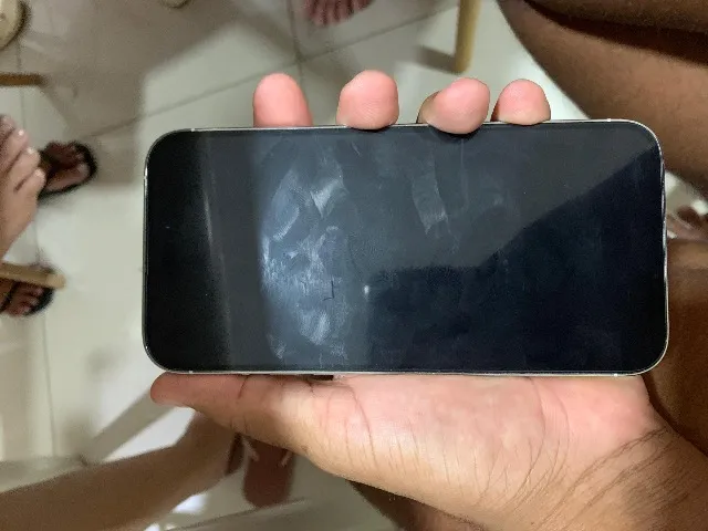 iPhone 14 Pro Max 256 gigas prateado - 88% bateria.