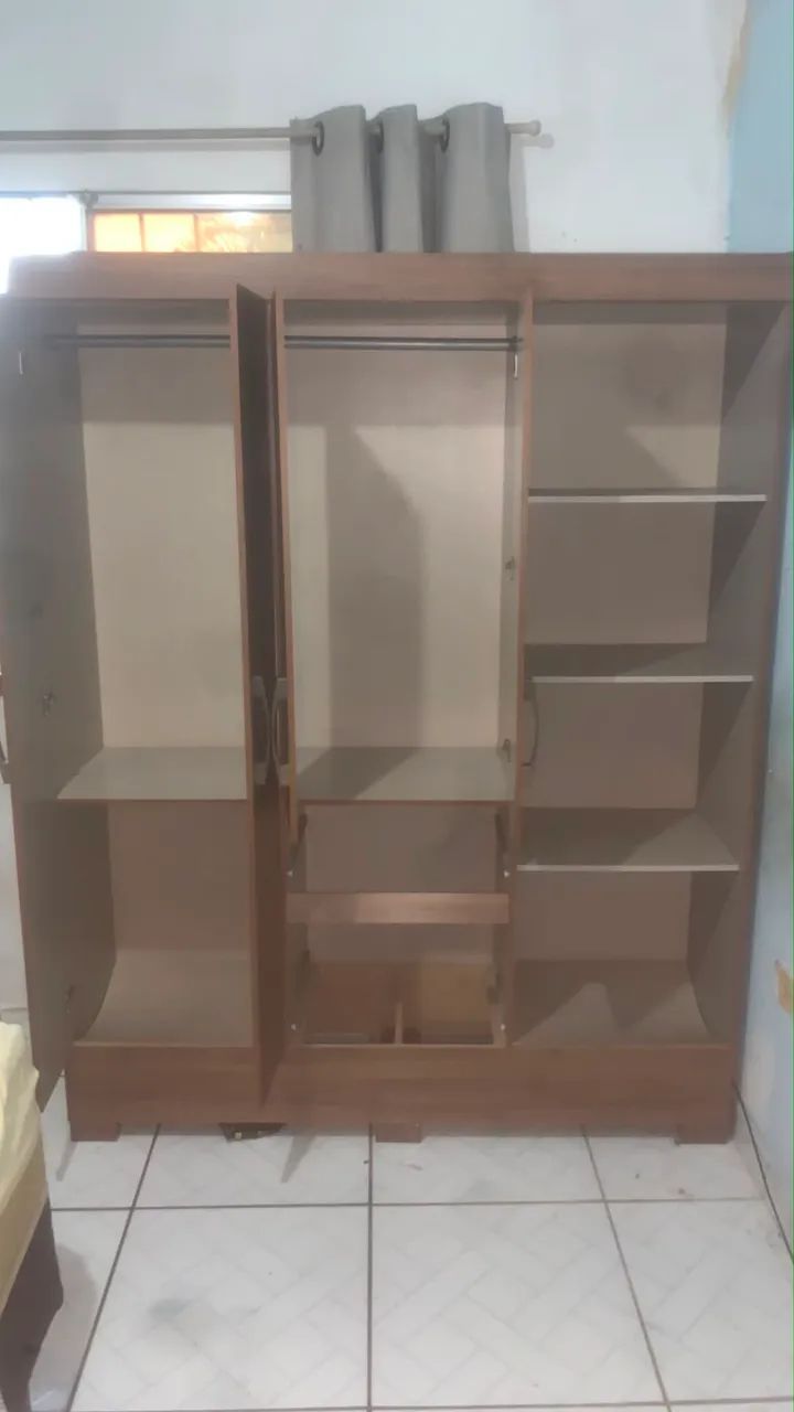 GUARDA ROUPA EM PERFEITO ESTADO!! - Foto 3