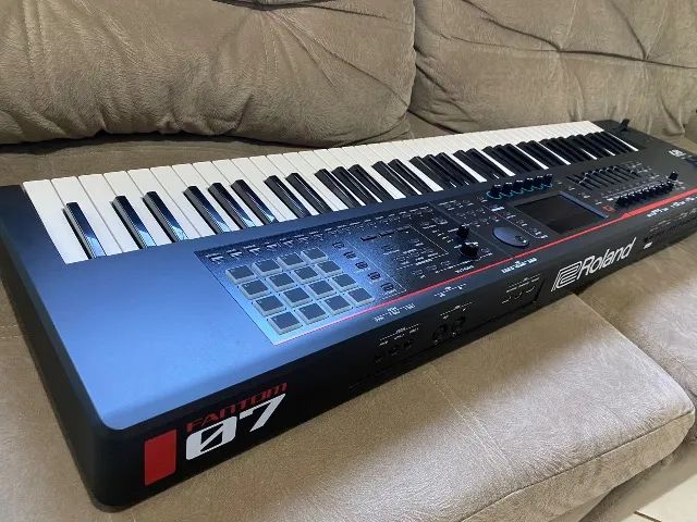 Teclado Fantom 07 Roland - Impecável Workstation Sintetizador