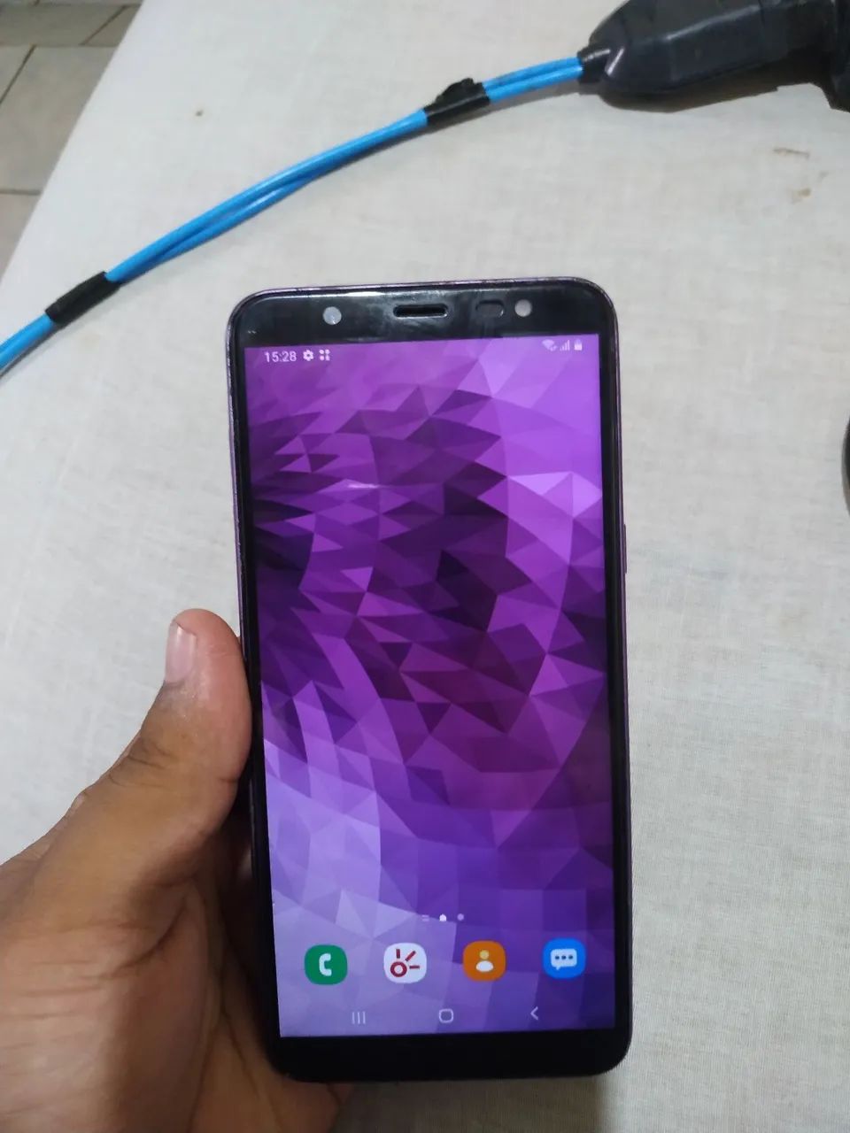 J8 celular 