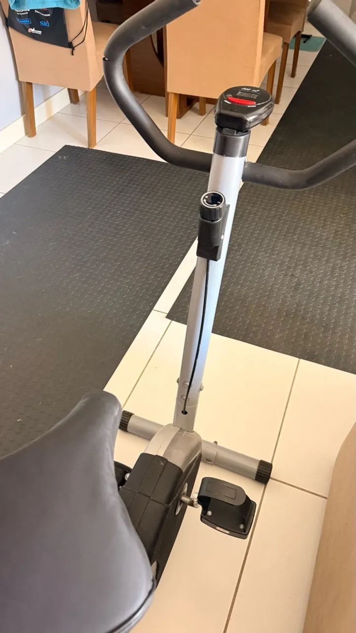 Vendo bicicleta ergométrica  - Foto 3
