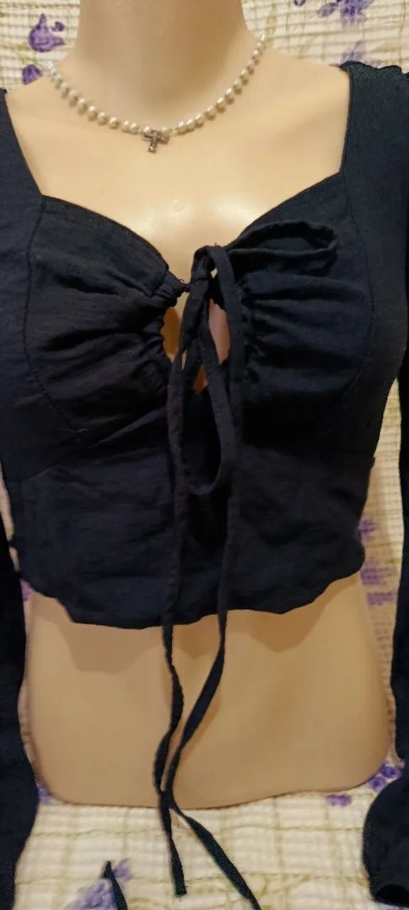 cropped flor de lótus preto manga longa - Foto 2