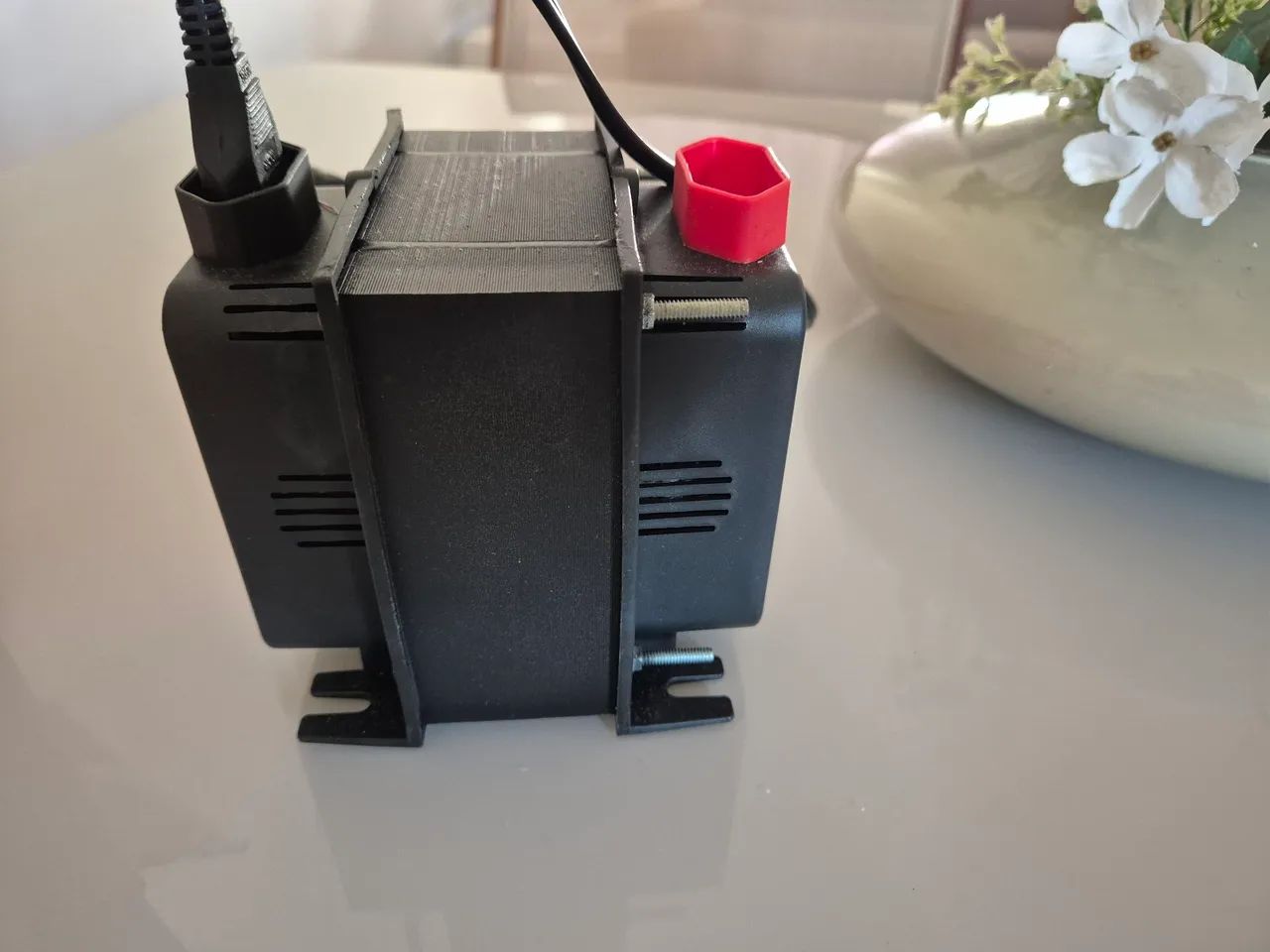 Transformador 220v 3000VA - Foto 2