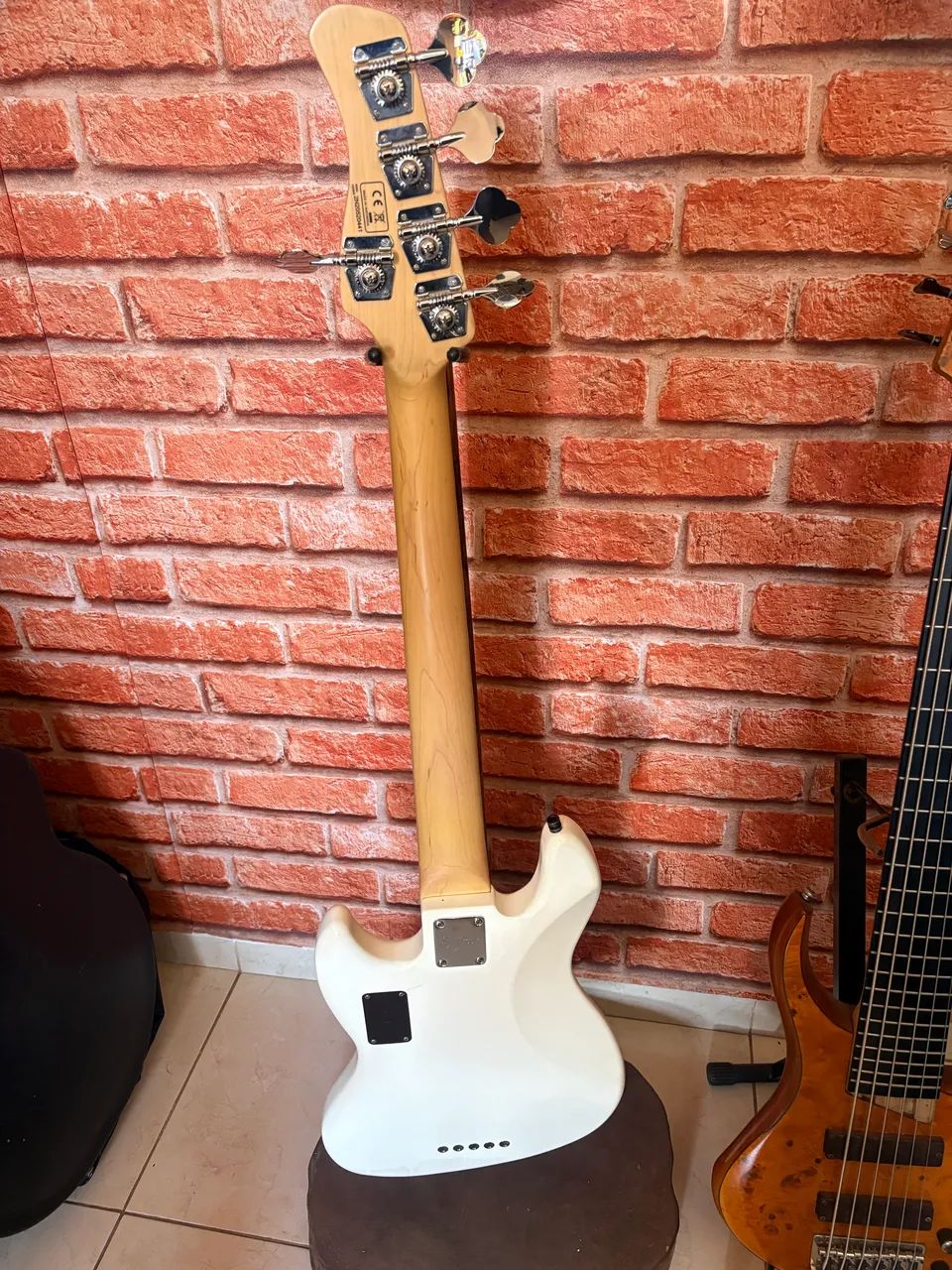 Baixo Sire V3 Marcus Miller  - Foto 2