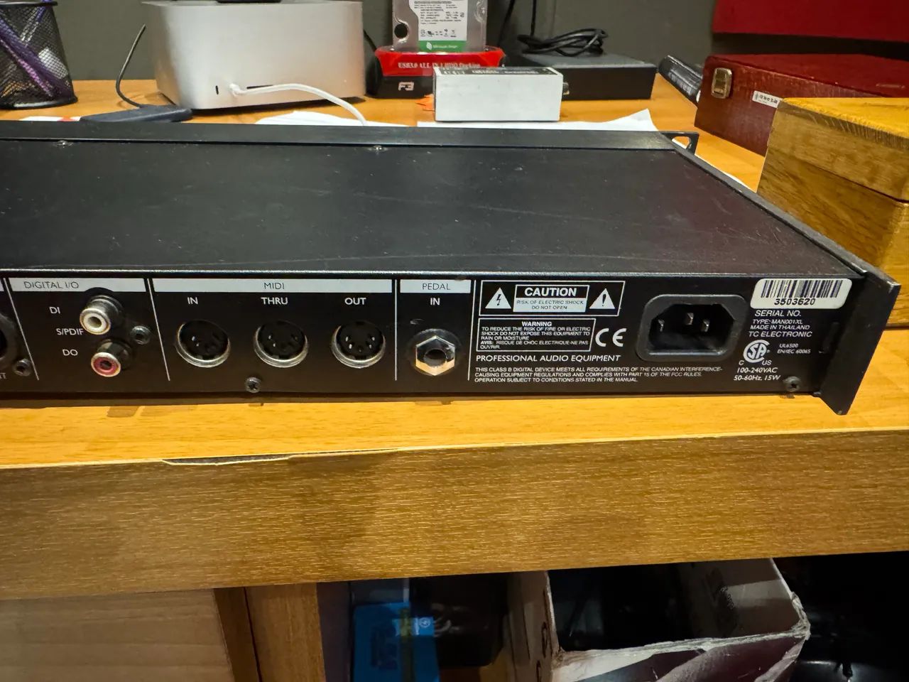 Processador De Efeitos Rack TC Electronic M-One - Perfeito Estado - Foto 4