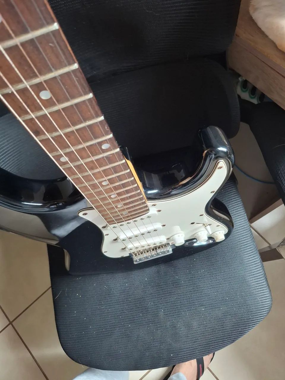 Guitarra Menphis Tagima Usada - Foto 4