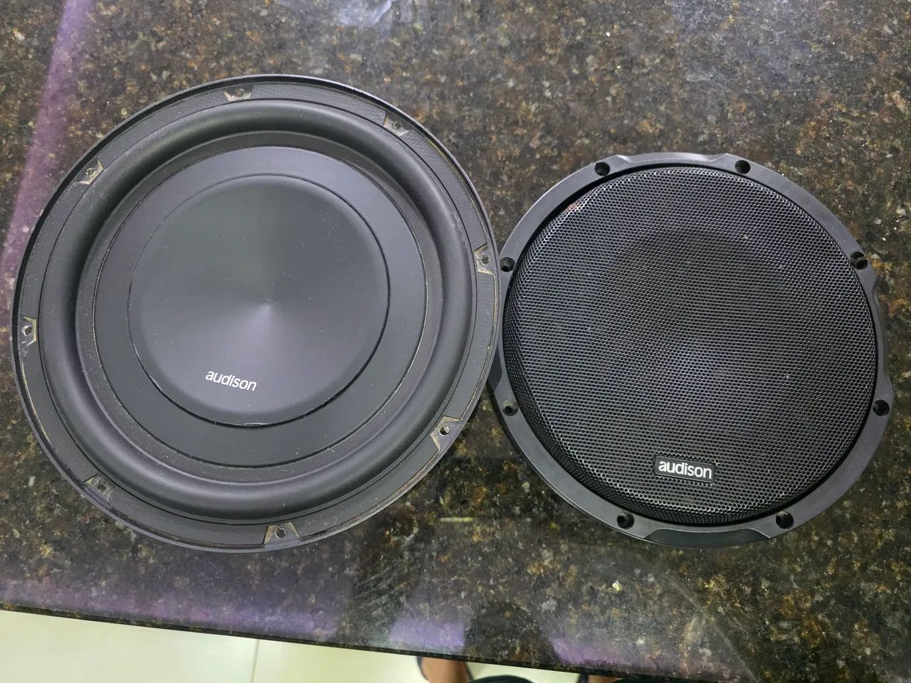 Sub 10" Slim Audison APS 10D 400w - Foto 5